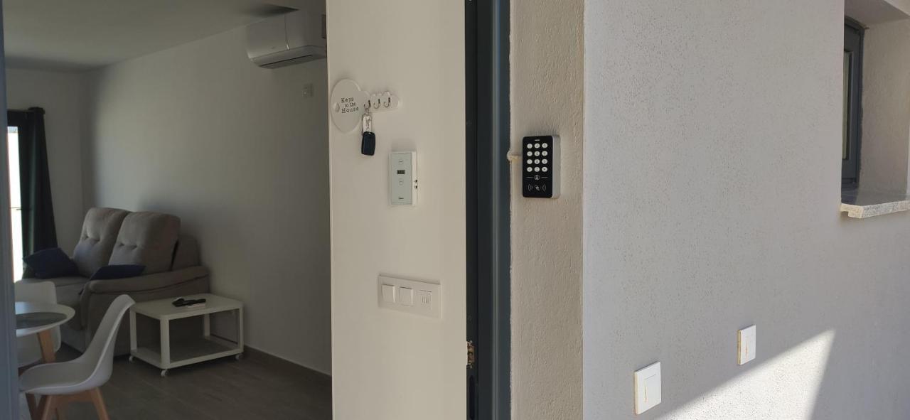 Parking, Ubicacion Y Confort タリファ エクステリア 写真